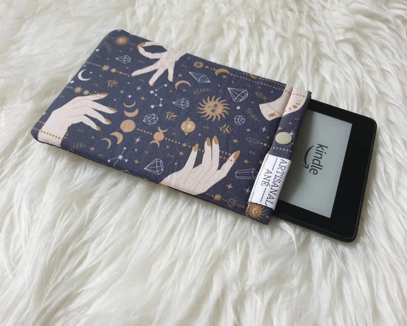Enchanted hands eReader sleeve - Made to order