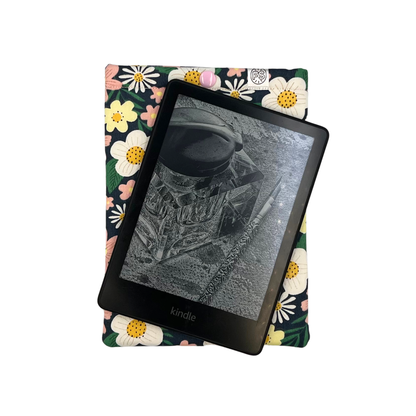 Flower power ereader sleeve - Made to Order