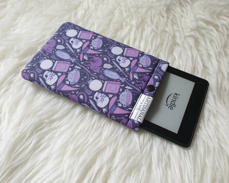 hubble bubble in purple eReader sleeve - Made to order