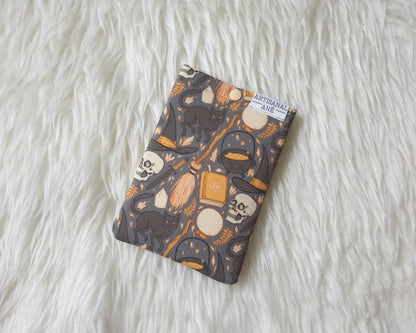 Witchy eReader sleeve - Made to order